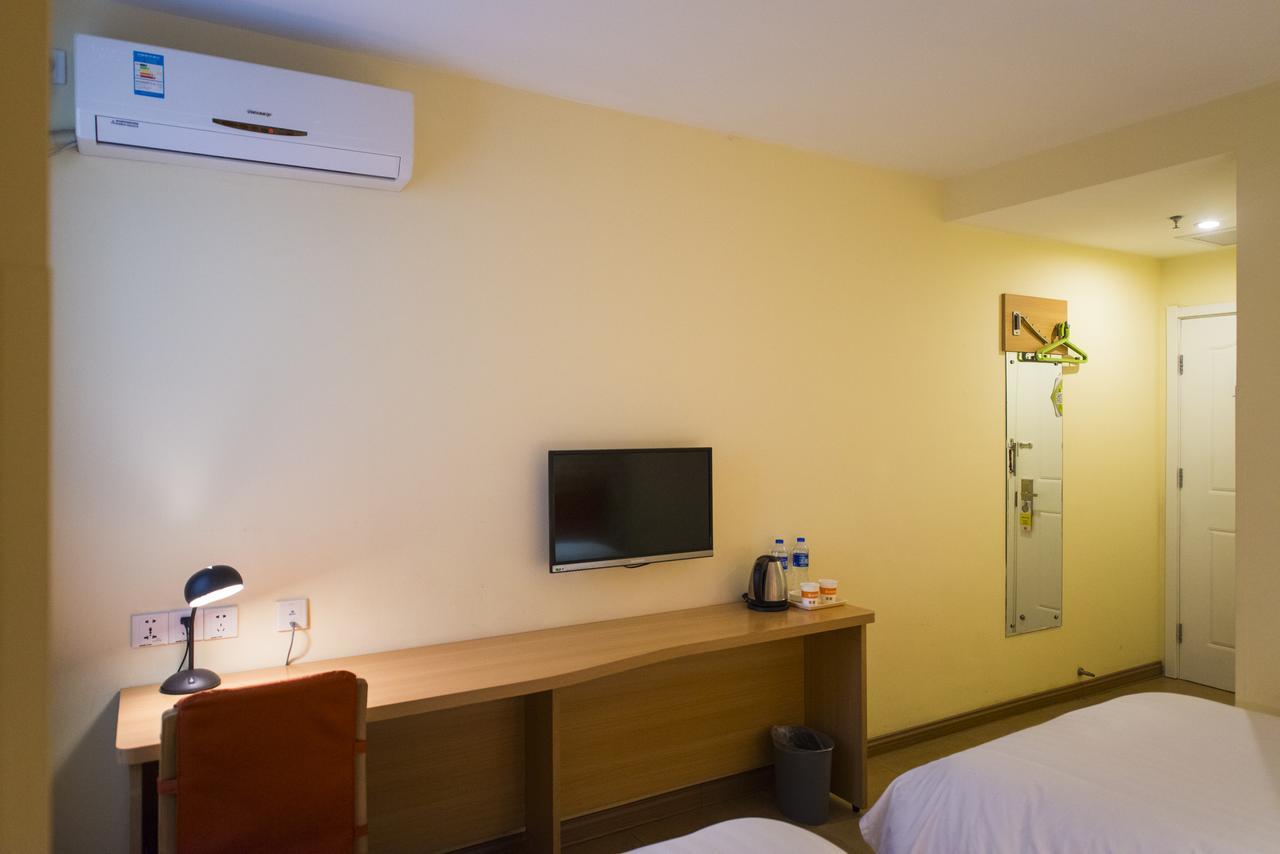 Home Inn Dalian Xinghai Bay Wuyi Road Nansha Street Exteriör bild